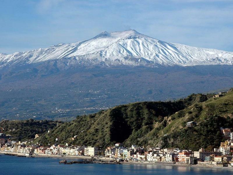 Casa Vacanze Aloha Giardini Naxos Bagian luar foto
