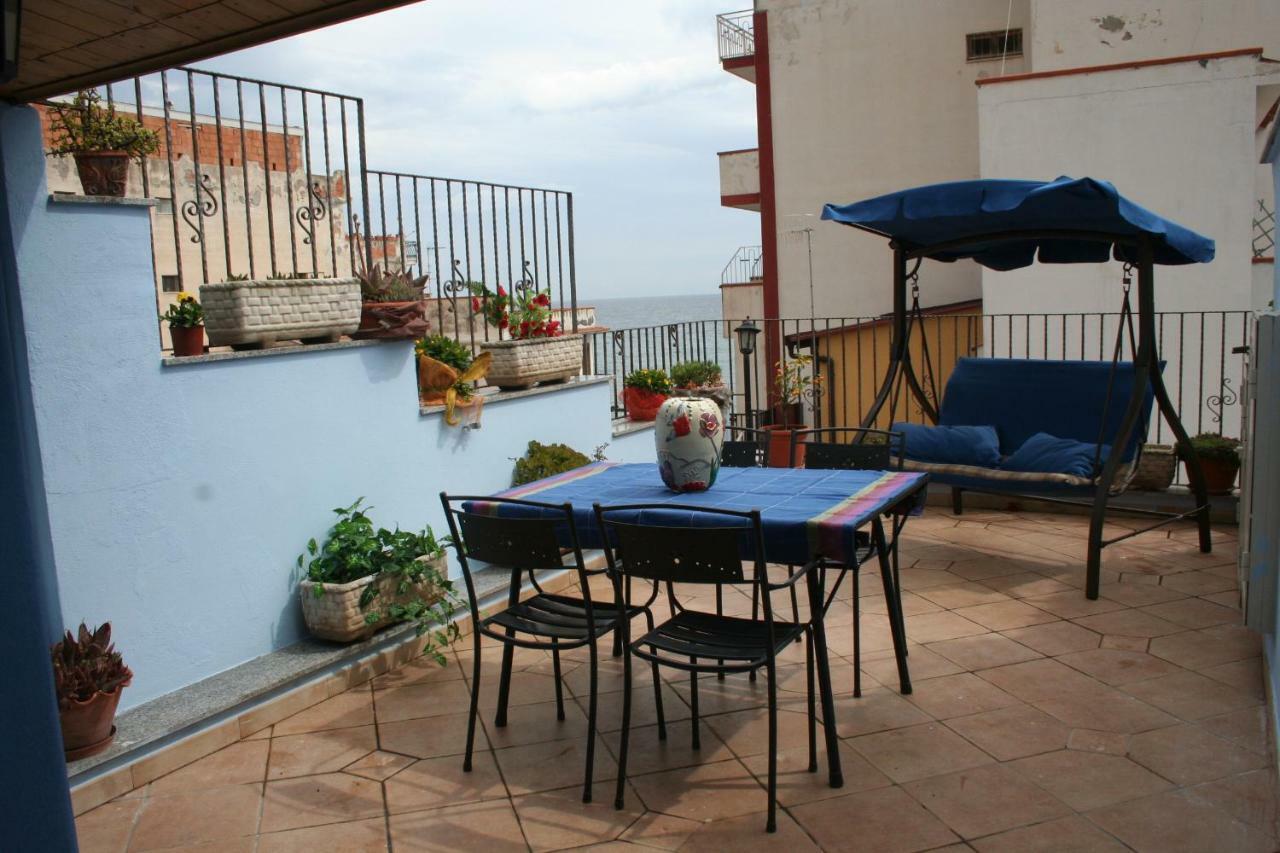 Casa Vacanze Aloha Giardini Naxos Bagian luar foto