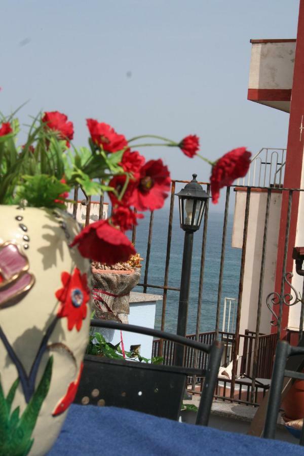 Casa Vacanze Aloha Giardini Naxos Bagian luar foto